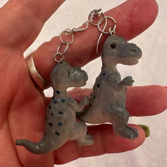 Earrings Pierced Dinosaur Silver Dangly Exaggerated Handmade Costume Jewelry - Picture 1 of 9
